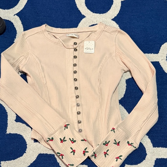 8040. We The Free Daria Cuff Cardi - Picture 3 of 4